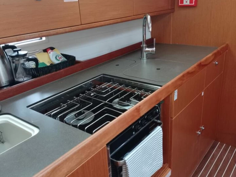 Sailboat rental in Palma de Mallorca - Bavaria Cruiser 41