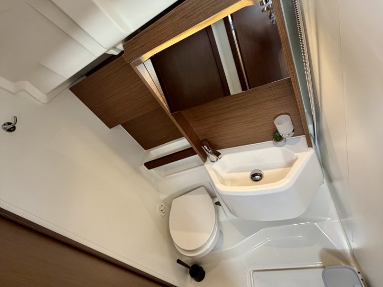 Boat rental Bénéteau Oceanis 51.1 in Primošten on Samboat