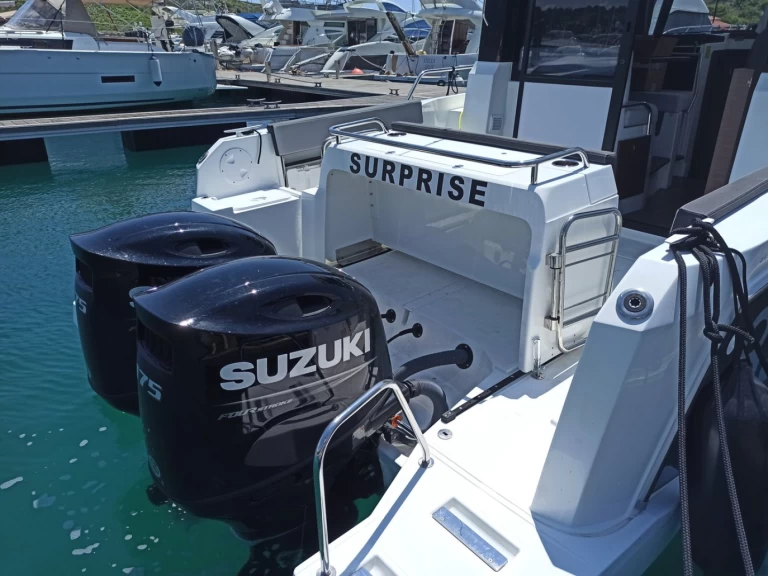 Rent a Jeanneau Merry Fisher 895 Sport Offshore Punat