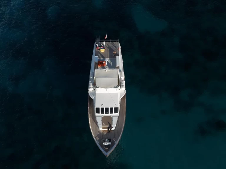 Rent a Pathfinder 29 Sliema