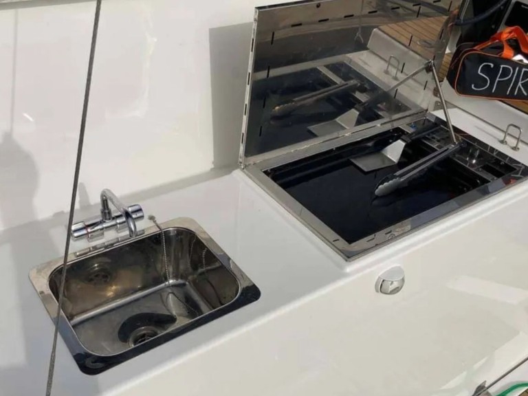 Dufour Dufour 470 in Cagliari on SamBoat