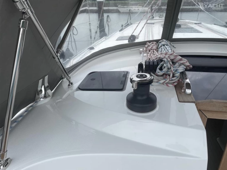 Sailboat rental in Lefkáda - Bavaria Cruiser 46