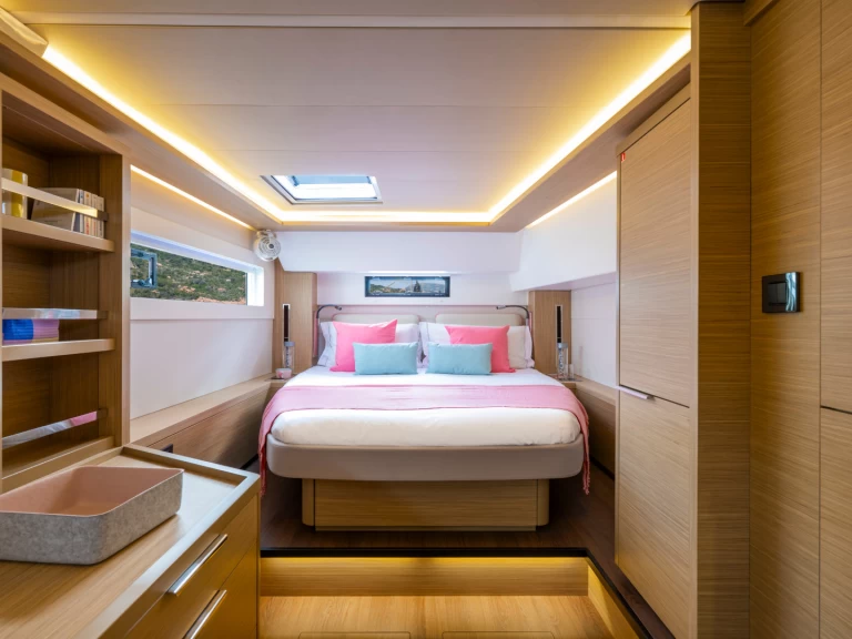 Bareboat Rental Catamaran Lagoon with a boat licence