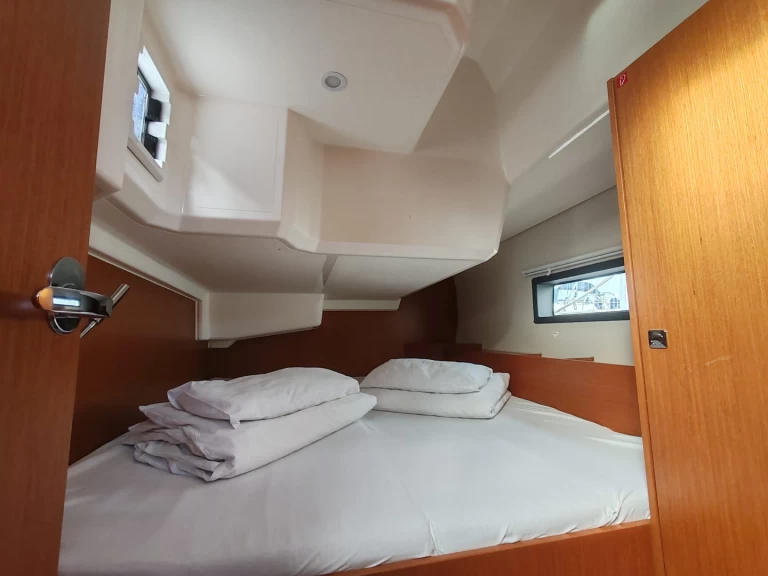 Boat rental Bavaria Bavaria C42 in Drage on Samboat