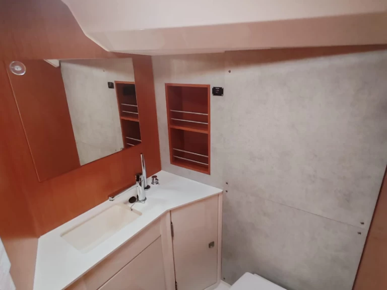 Bareboat Rental Sailboat Bavaria with a boat licence