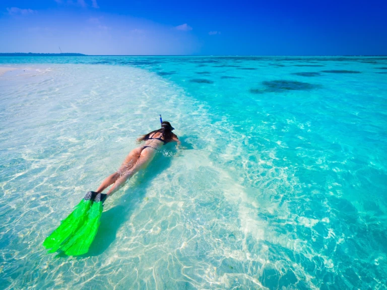 Sailboat for rent Zanzibar at the best price