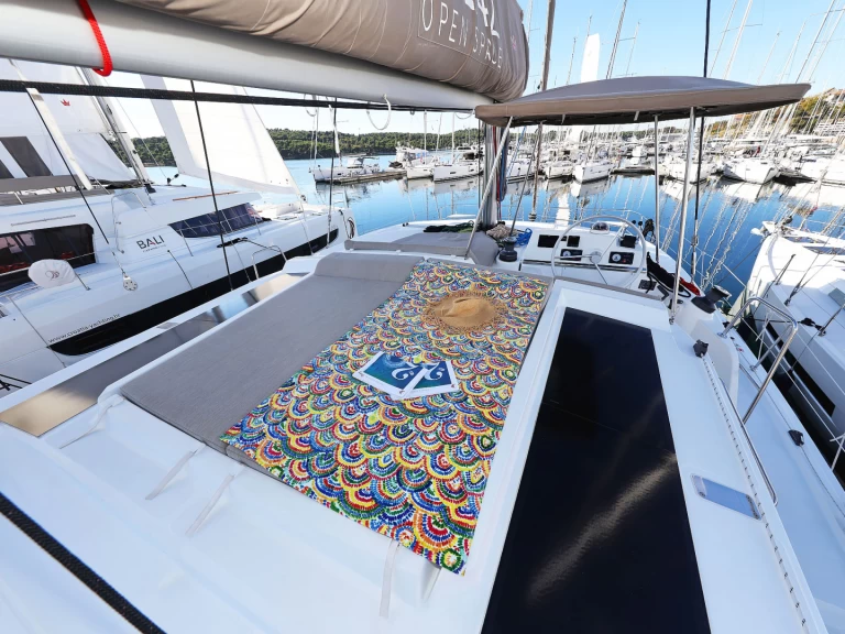 Bareboat Rental Catamaran Bali with a boat licence