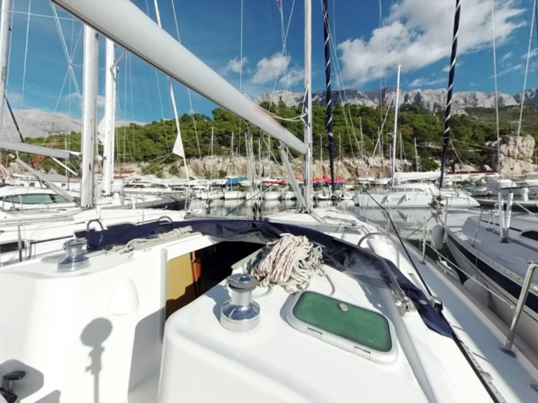 Sailboat rental with or without captain Bénéteau Pirovac
