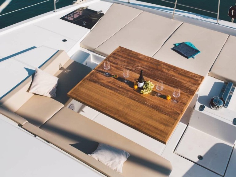 Bareboat Rental Catamaran Bali with a boat licence