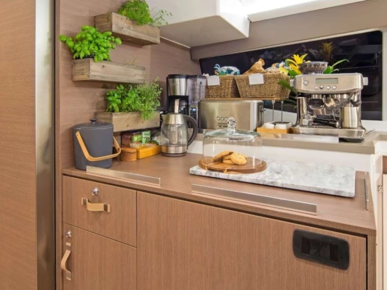 Rent a Bali Magnificent Belize City