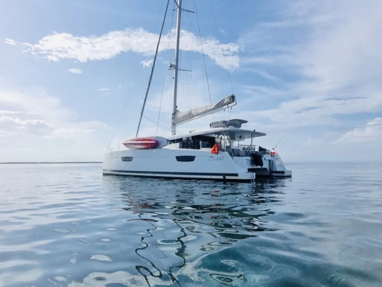 Yacht charter Belize City cheap Tranquilo