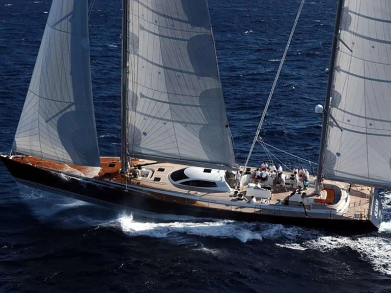 Bareboat Rental Luxury Yacht Greenbay Mar with a boat licence