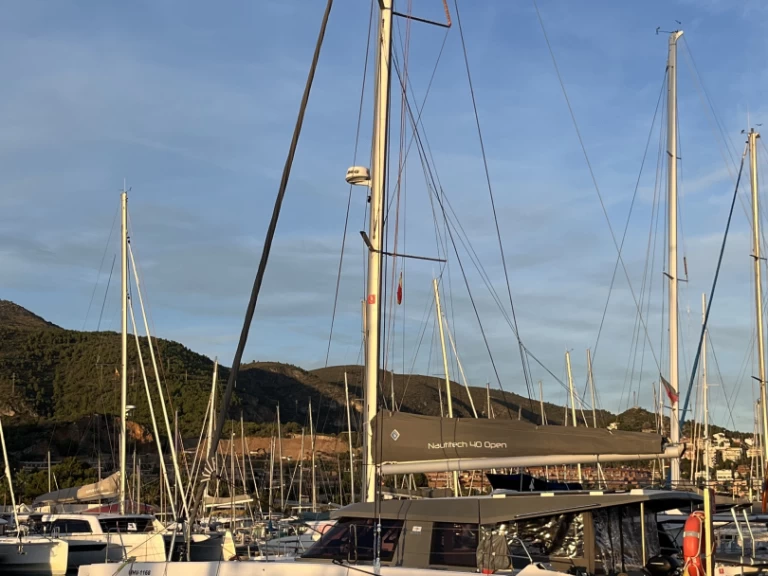 Nautitech Nautitech 40 in Punat on SamBoat