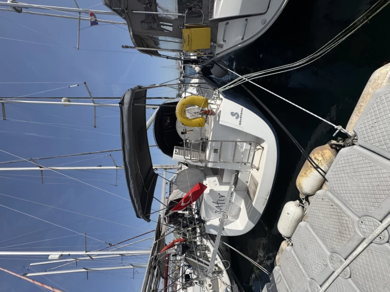 Bareboat Rental Sailboat Bénéteau with a boat licence