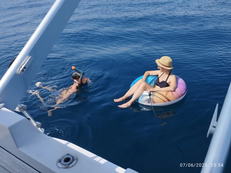 Yacht charter Cannes cheap Ferretti 36