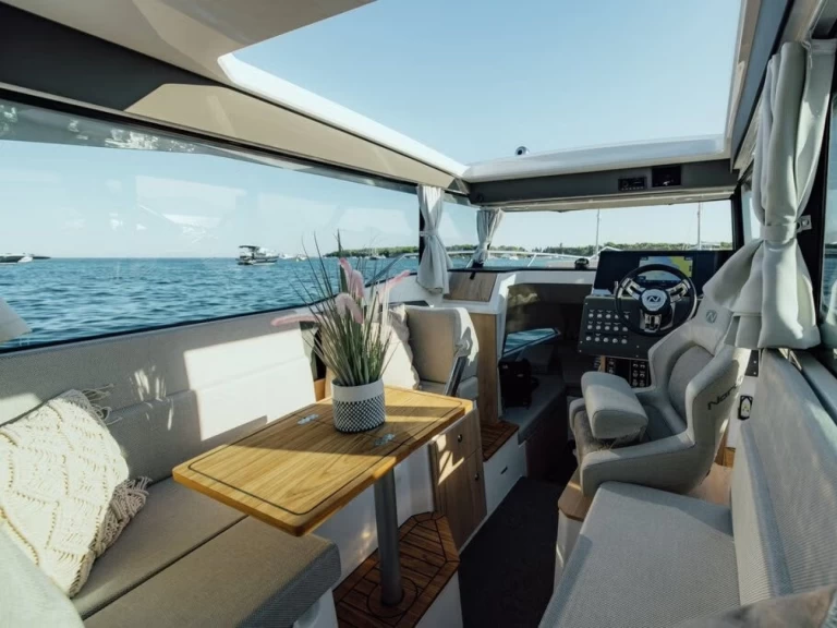 Motorboat rental in Glyfada - Nordkapp Nordkapp Coupe 905