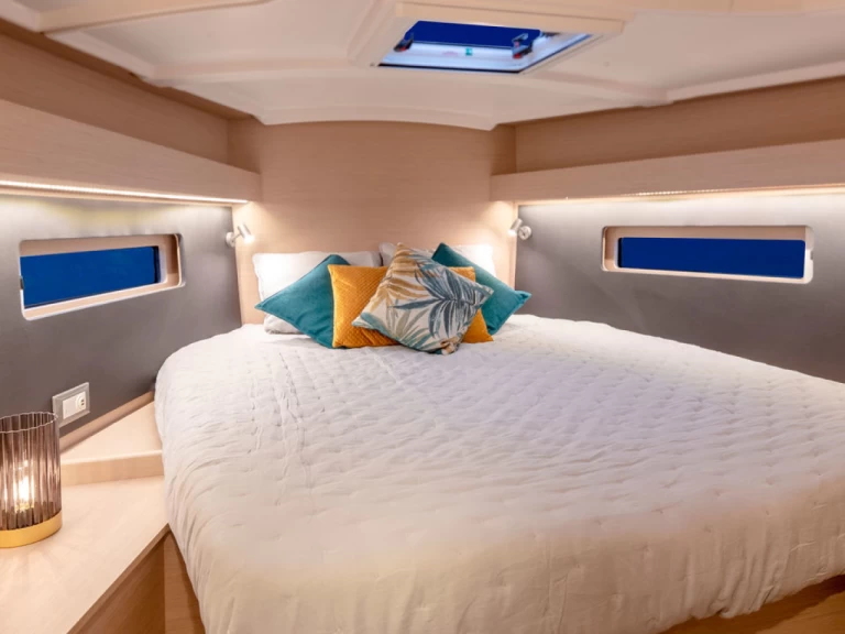 Yacht charter Saint George cheap Moorings 42.3