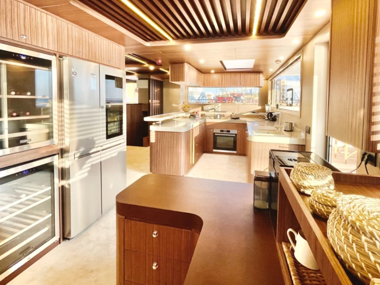 Boat rental Ocean Beast Ocean Beast 65 in Palma de Mallorca on Samboat