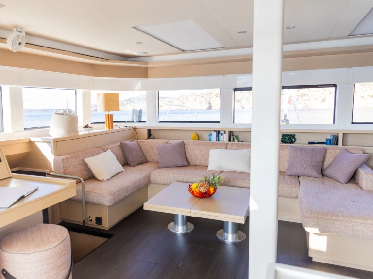 Catamaran rental in Capo d'Orlando - Lagoon Lagoon 55