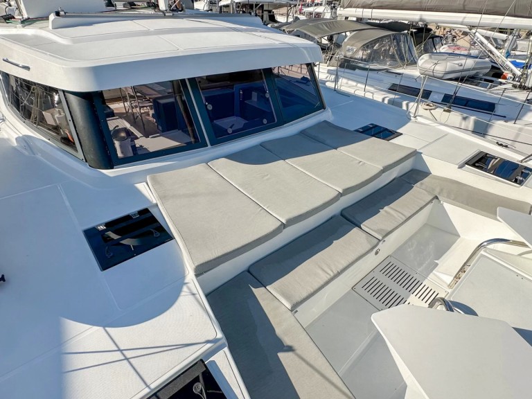 Catamaran rental with or without captain Bali Kaštel Gomilica