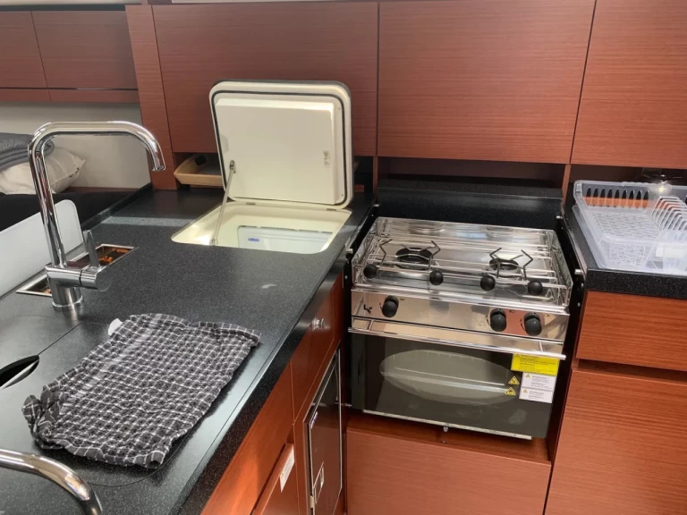 Rent a Hanse Hanse 418 Kavála