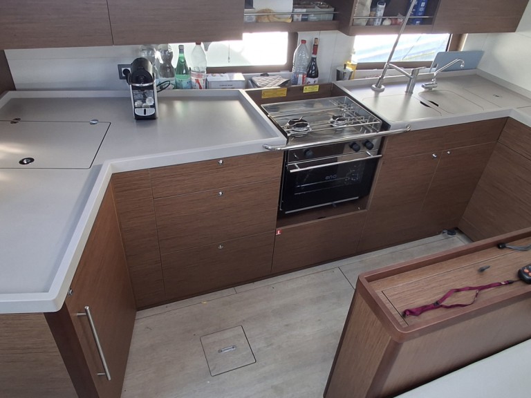 Sailboat rental in Tropea - Bénéteau Oceanis 46.1 "All of you"