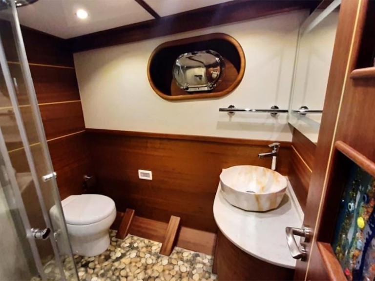 Rent a  CARPEDIEM CORAL Bodrum