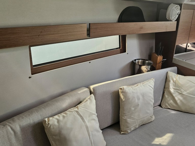 Rent a Bénéteau Oceanis 34.1 Marmaris