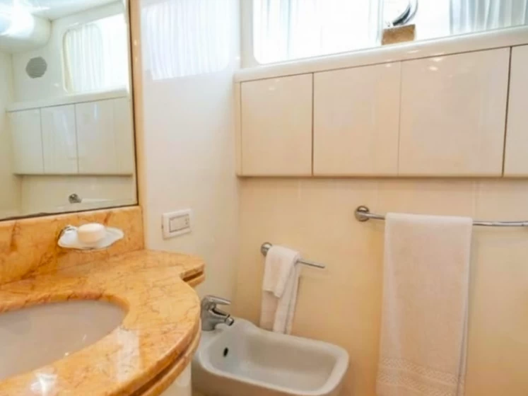 Aicon Aicon75 fly bridge  charter bareboat or captained in  Miami