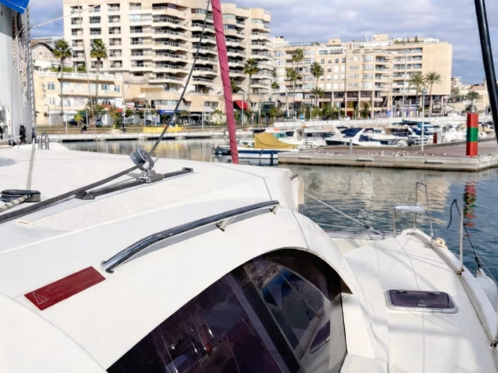 Catamaran rental in Palma de Mallorca - Robertson and Caine Leopard 44