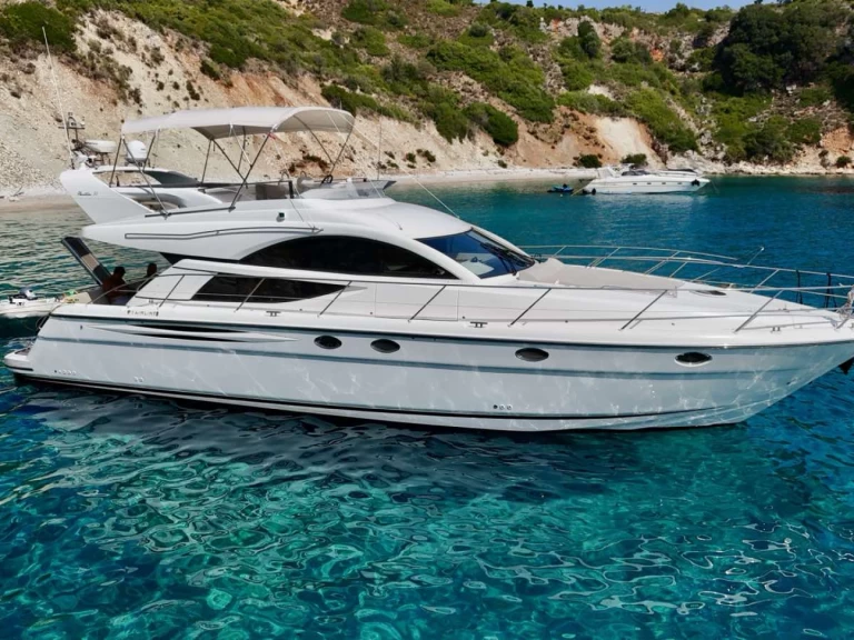 Motorboat rental with or without captain Fairline Glyfada