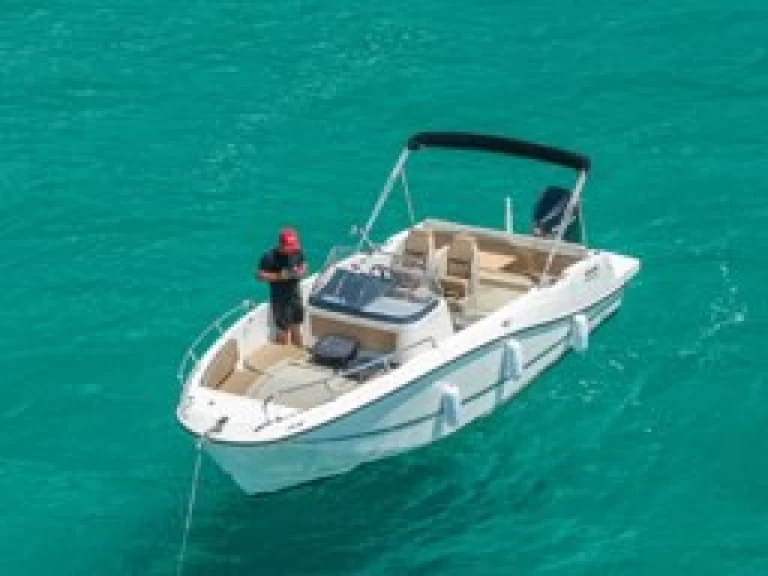 Motorboat rental in Propriano - Quicksilver Activ 755 Open