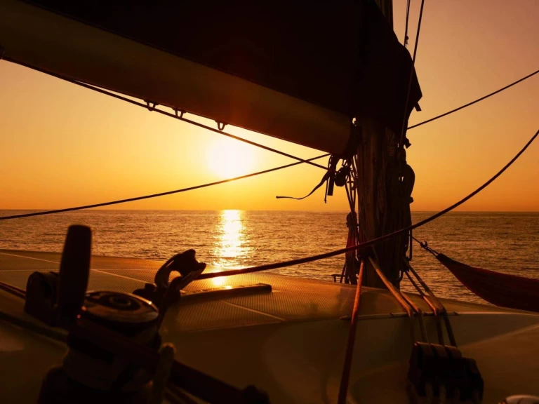 Yacht charter Toulon cheap Orana 44