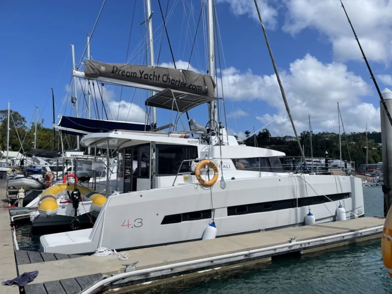 Catamaran for rent Airlie Beach at the best price