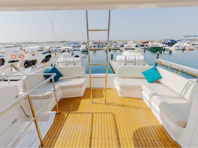 Bareboat Rental Luxury Yacht Gala with a boat licence