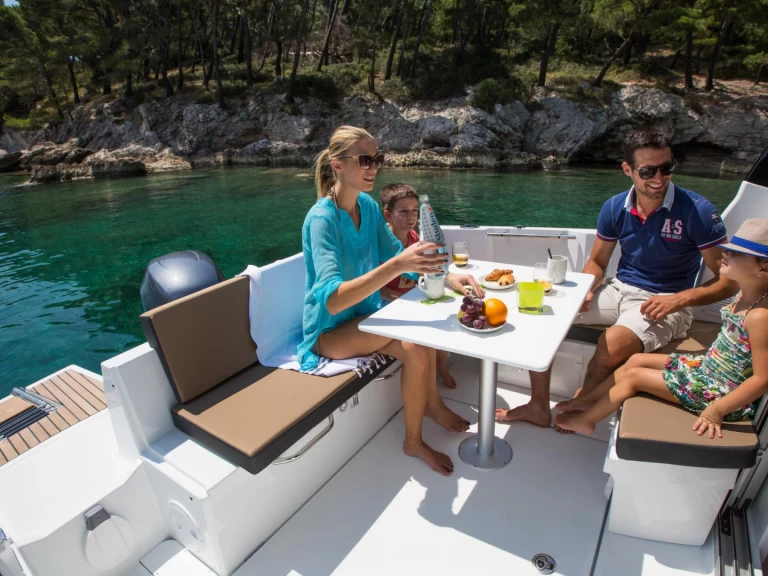 Motorboat rental in Biograd na Moru - Jeanneau Merry Fisher 795 Series2