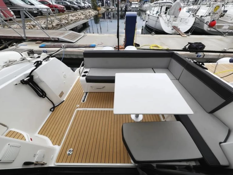 Boat rental Jeanneau Merry Fisher 895 in Biograd na Moru on Samboat