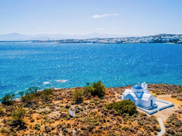 Bareboat Rental Motorboat Swiss boat ponton with a boat licence