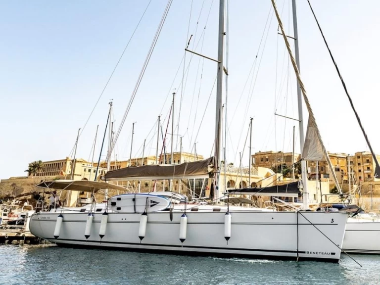 Boat rental Bénéteau Cyclades 50.5 in Il-Kalkara on Samboat