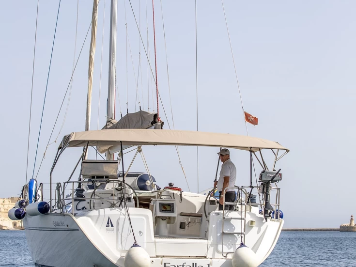 Bénéteau Cyclades 50.5 charter bareboat or captained in  Il-Kalkara