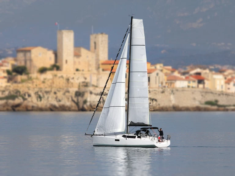 Sailboat rental in Antibes - Pogo Structures Pogo 36