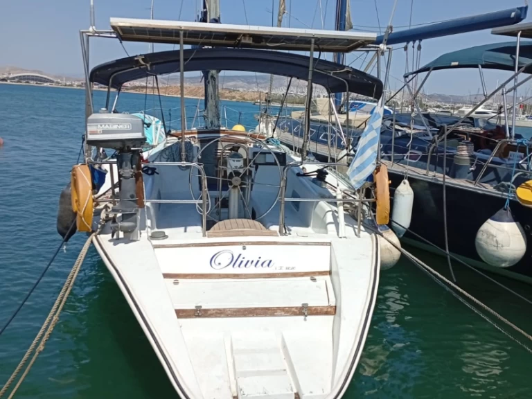 Bareboat Rental Sailboat Dromor with a boat licence