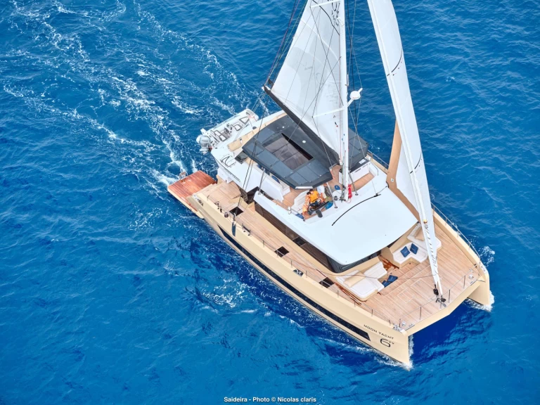 Rent a Moon Yacht Moon 60 Hull 8 2025 Naples