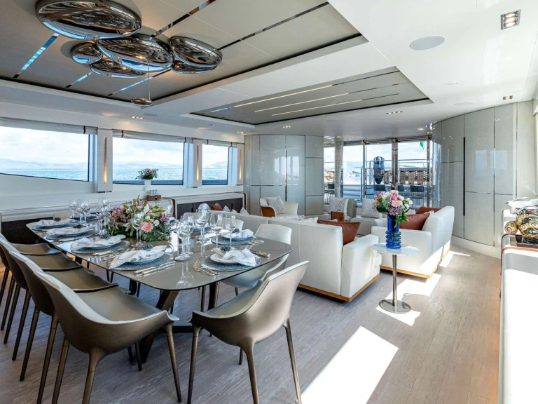 Rent a Pershing CABO Nassau