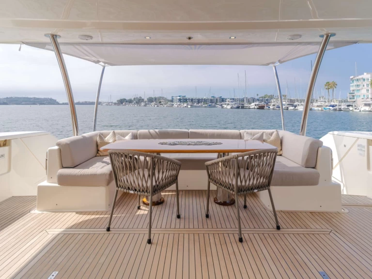 Boat rental Ferretti SOL SHINE  in New England on Samboat