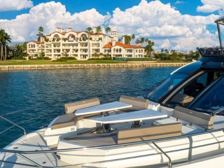 Luxury Yacht rental in Miami Beach - Galeon Seven Seas
