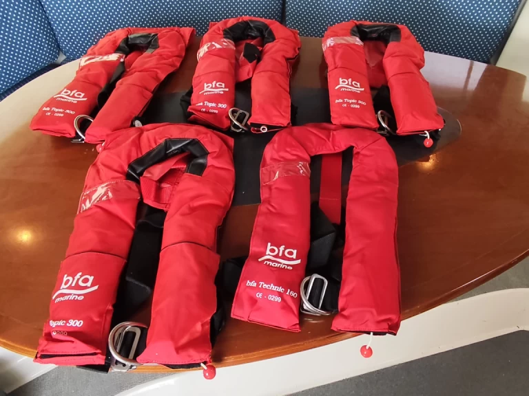 Catamaran rental in Ibiza Town - Fountaine Pajot Tobago 35