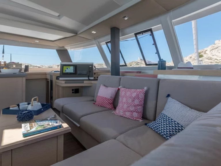 Rent a Fountaine Pajot Astrea 42 Heraklion Port