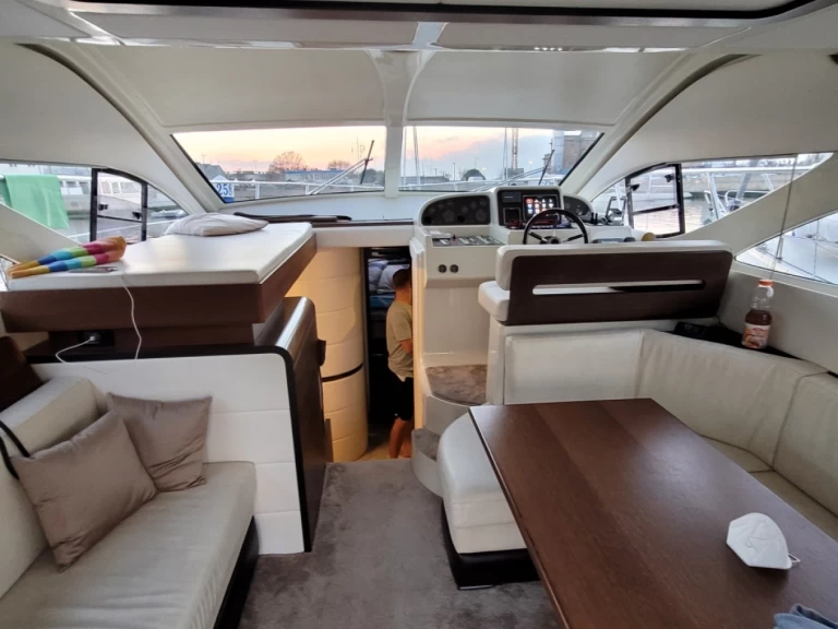 CARNEVALLI 130S in Tribunj on SamBoat