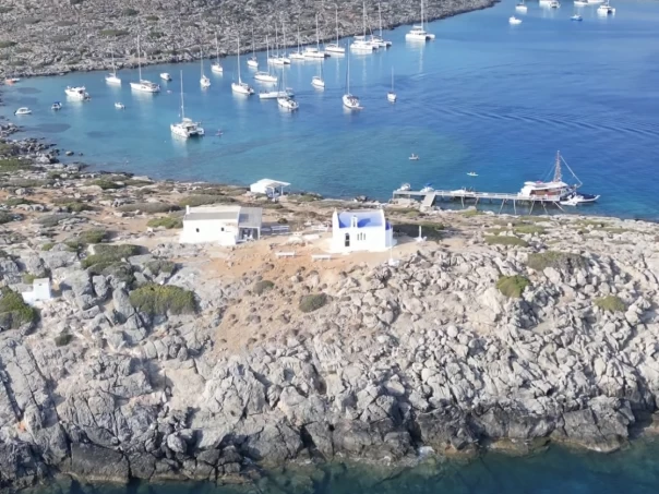 Yacht charter Heraklion cheap Astrea 42